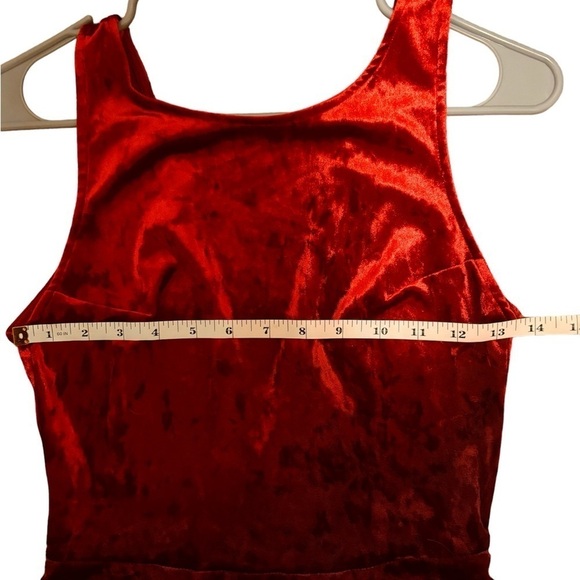 Divided Red velvet like women’s dress. Size 6. New without tags. - Picture 3 of 6